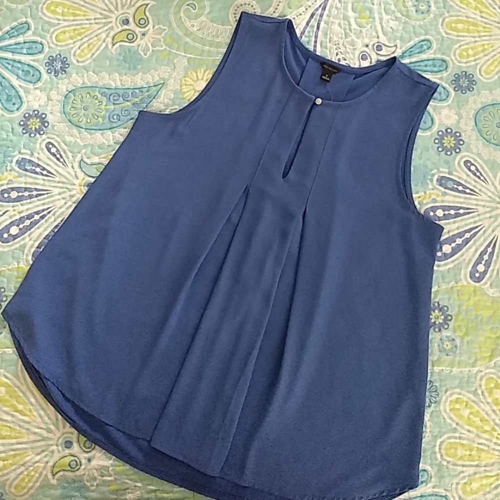 *NWT* Ann Taylor Sleeveless Top